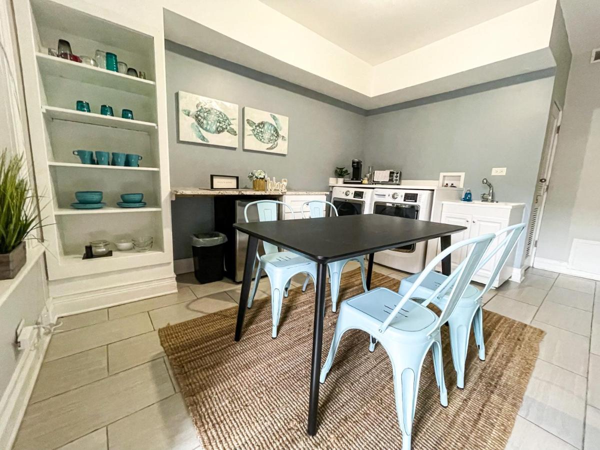 Perfect Wrigleyville Stay Chicago Exterior photo