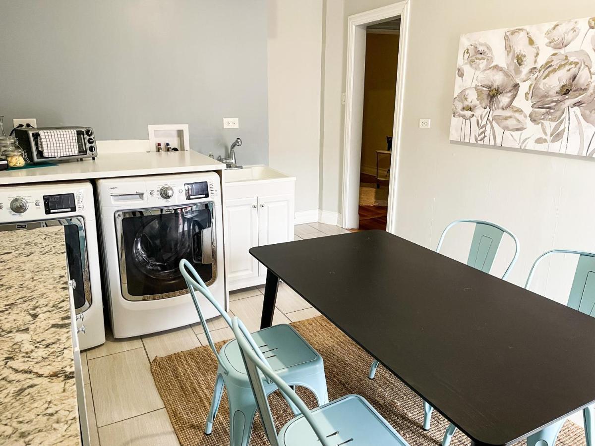 Perfect Wrigleyville Stay Chicago Exterior photo